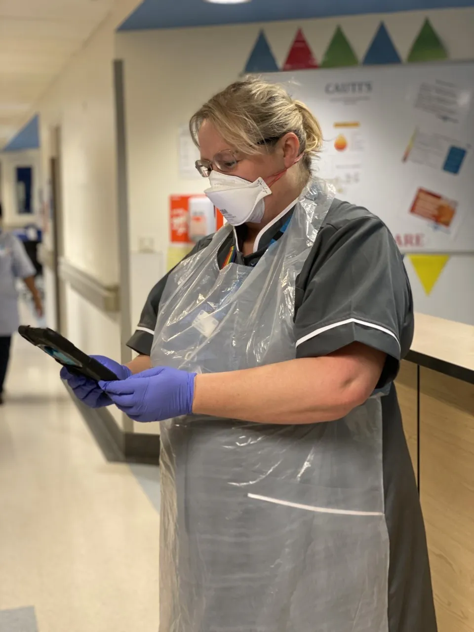 Image of nurse wearing PPE